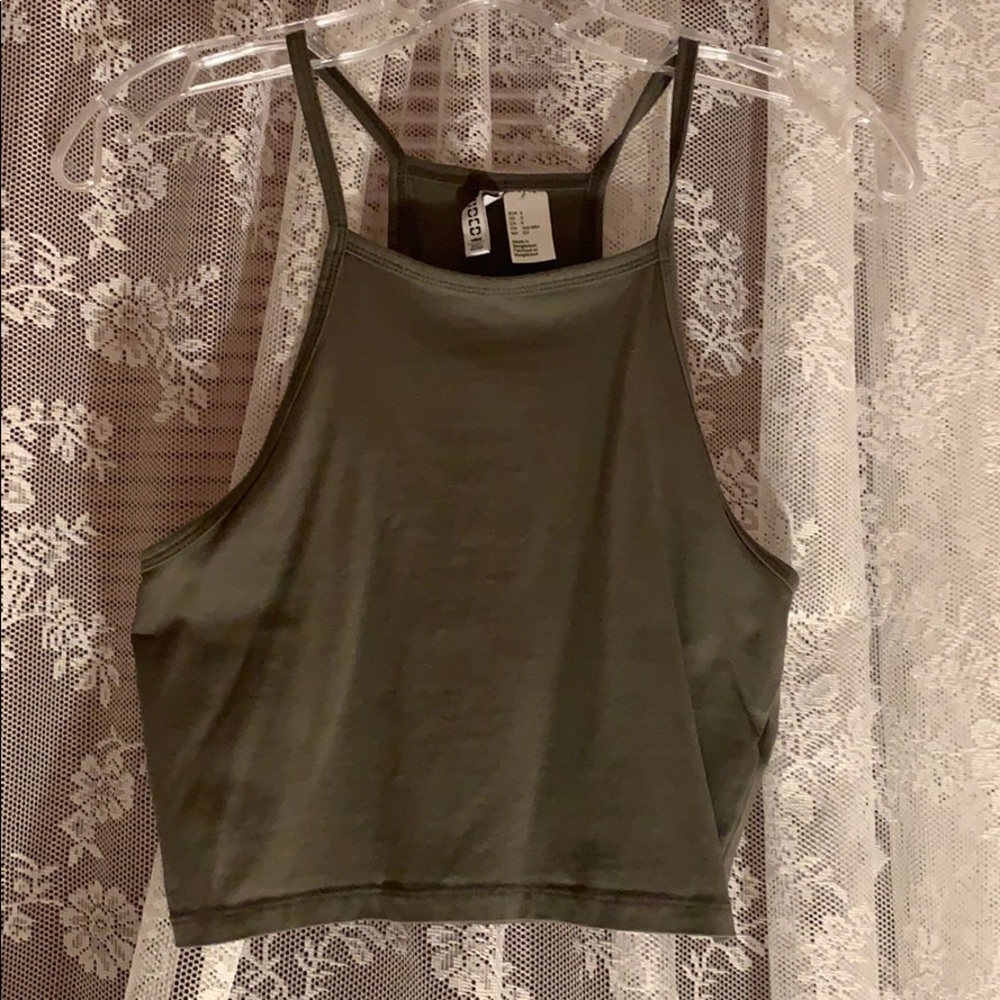 Cropped halter tank top